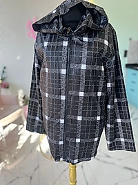 KARE BASKILI YAĞMURLUK