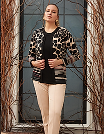 BÜYÜK BEDEN SİYAH BLUZ