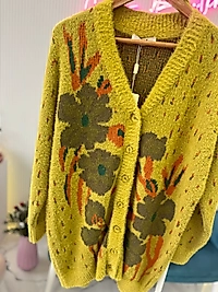 ÇİÇEK DESENLİ HIRKA LİME