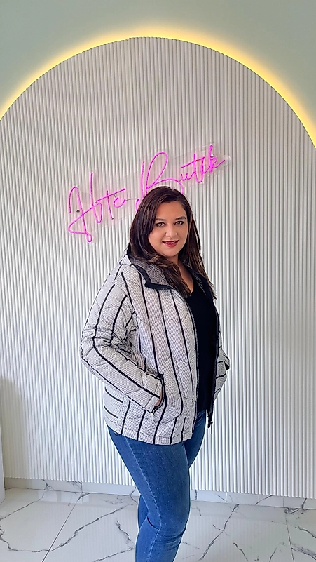 KARELİ ASİMETRİK MONT