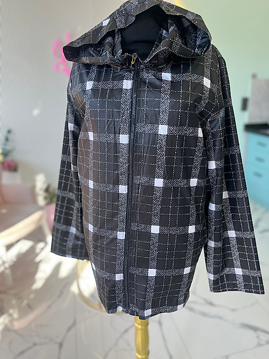 KARE BASKILI YAĞMURLUK