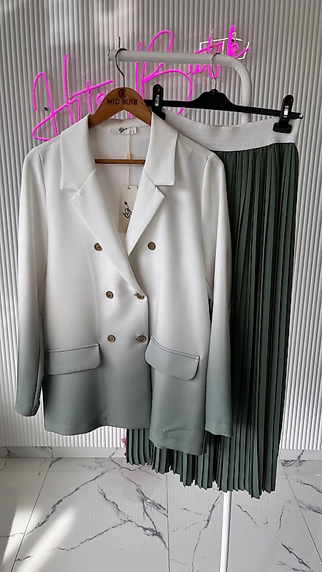 PİLİSELİ ETEKLİ TAKIM YEŞİL