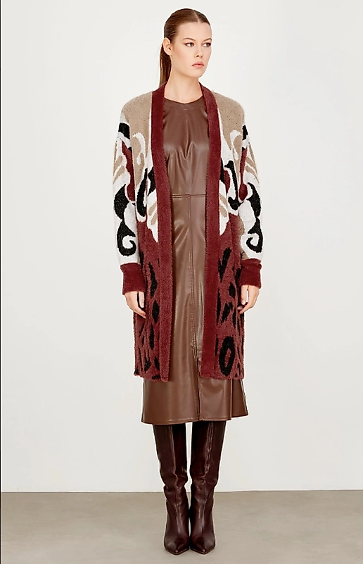 ETEK UCU LEOPAR DESENLİ HIRKA TABA